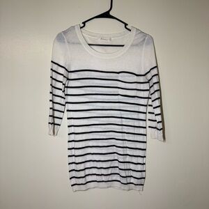 Forever 21 Knit Black and White Striped 3/4 Sleeve Y2K Tee
